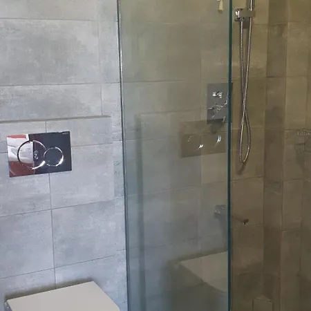 Madison Apartmanhotel 3*