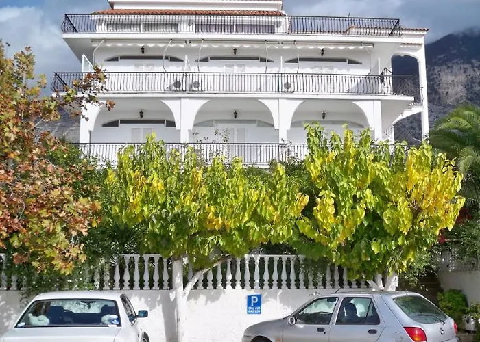 Madison Aparthotel 3*